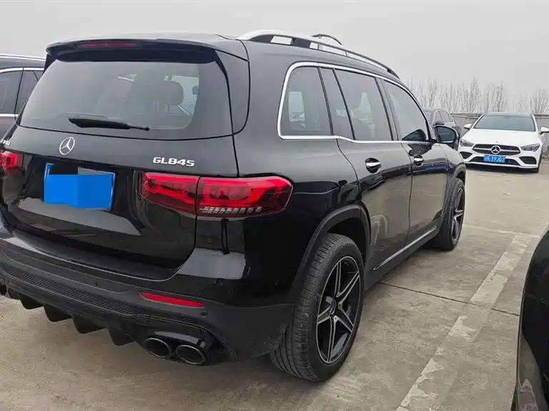MERCEDES BENZ GLB 2021