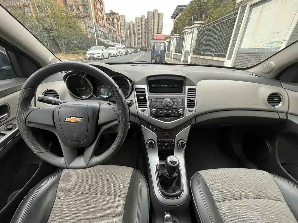 CHEVROLET CRUZE 2014