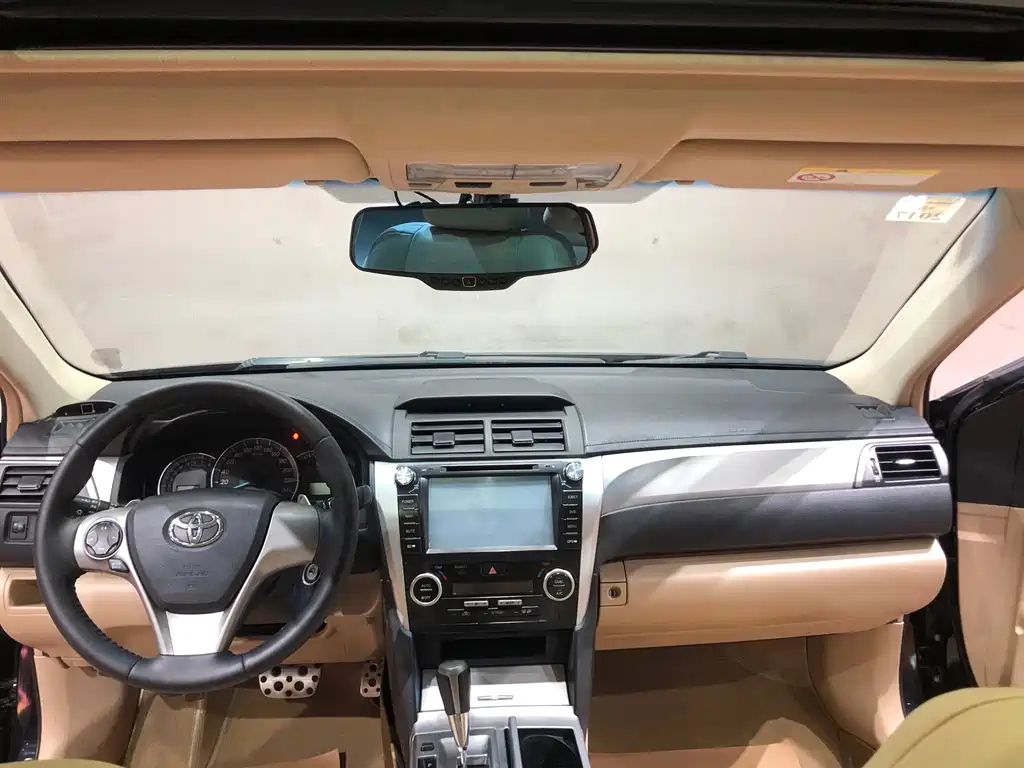 TOYOTA CAMRY 2013