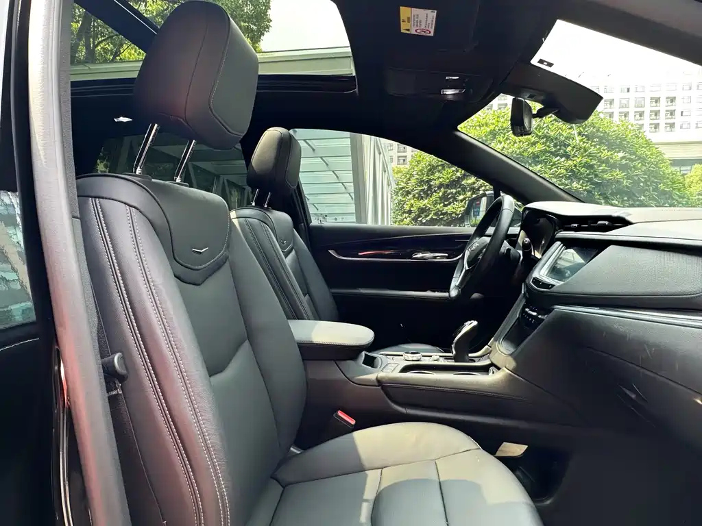 CADILLAC XT5 2020