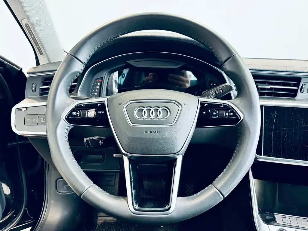 AUDI A6L 2021