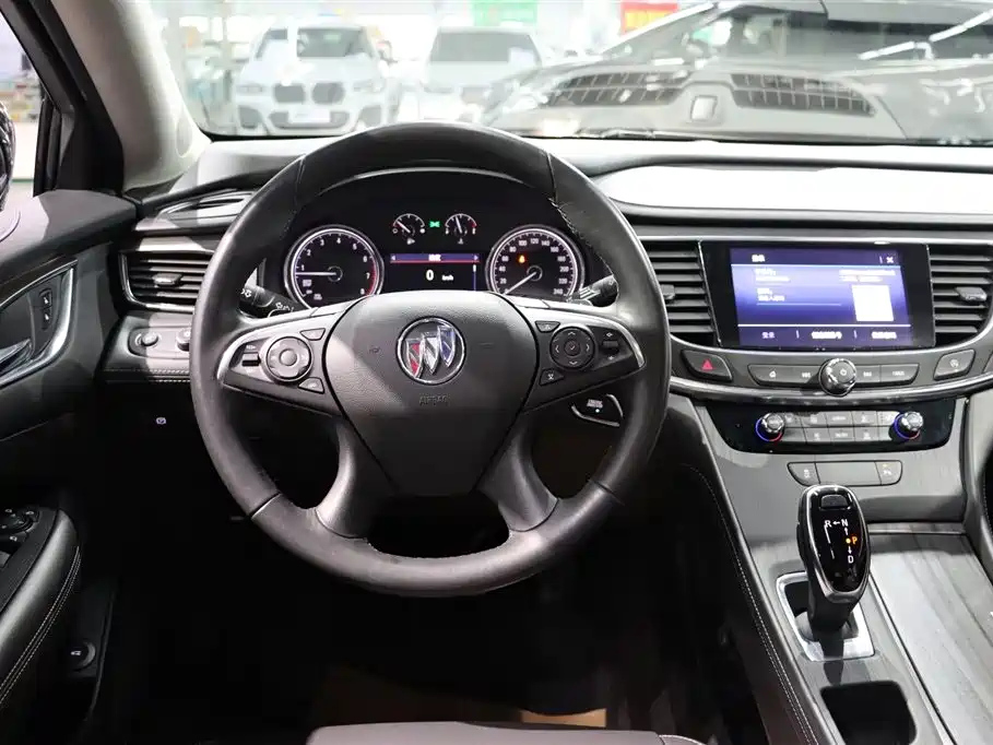 BUICK LACROSSE 2022