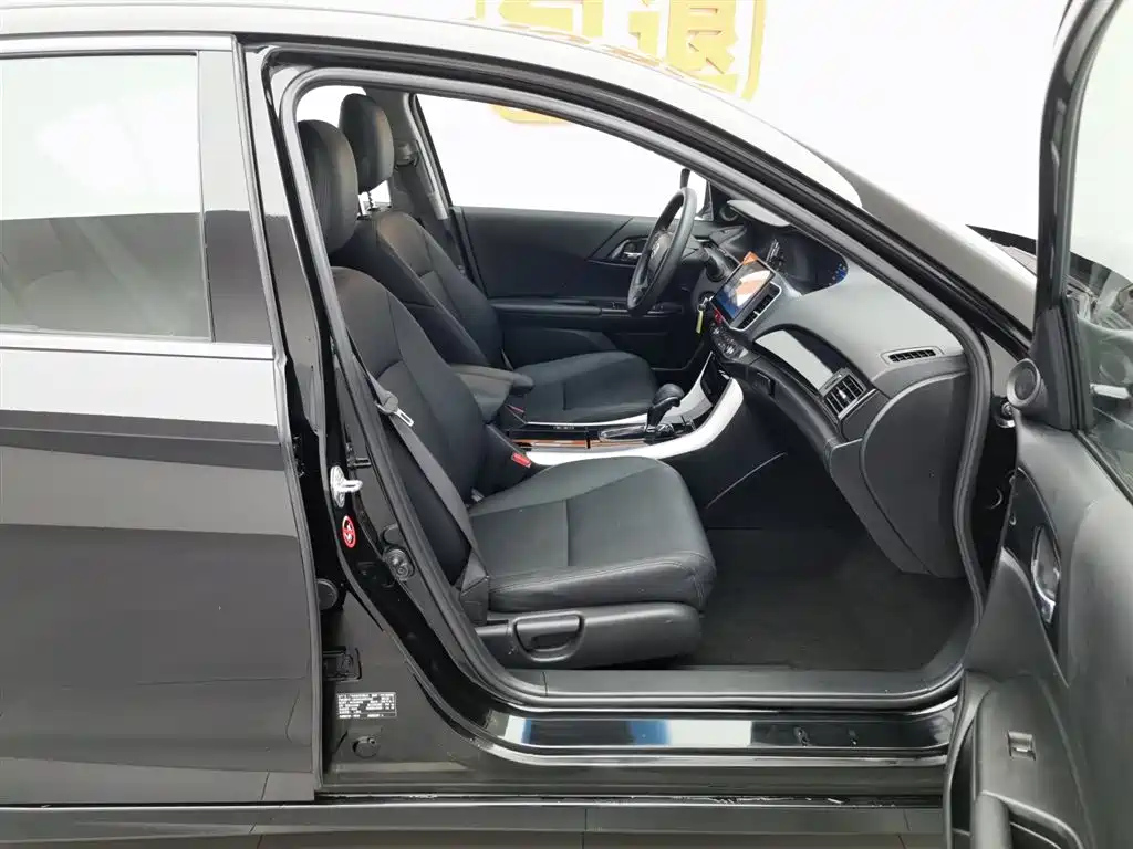 HONDA ACCORD 2018