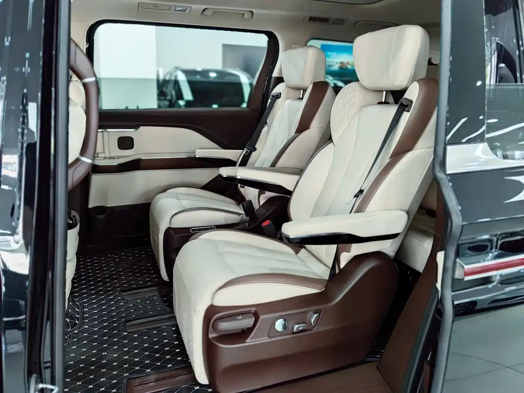 HONGQI HQ9 2024