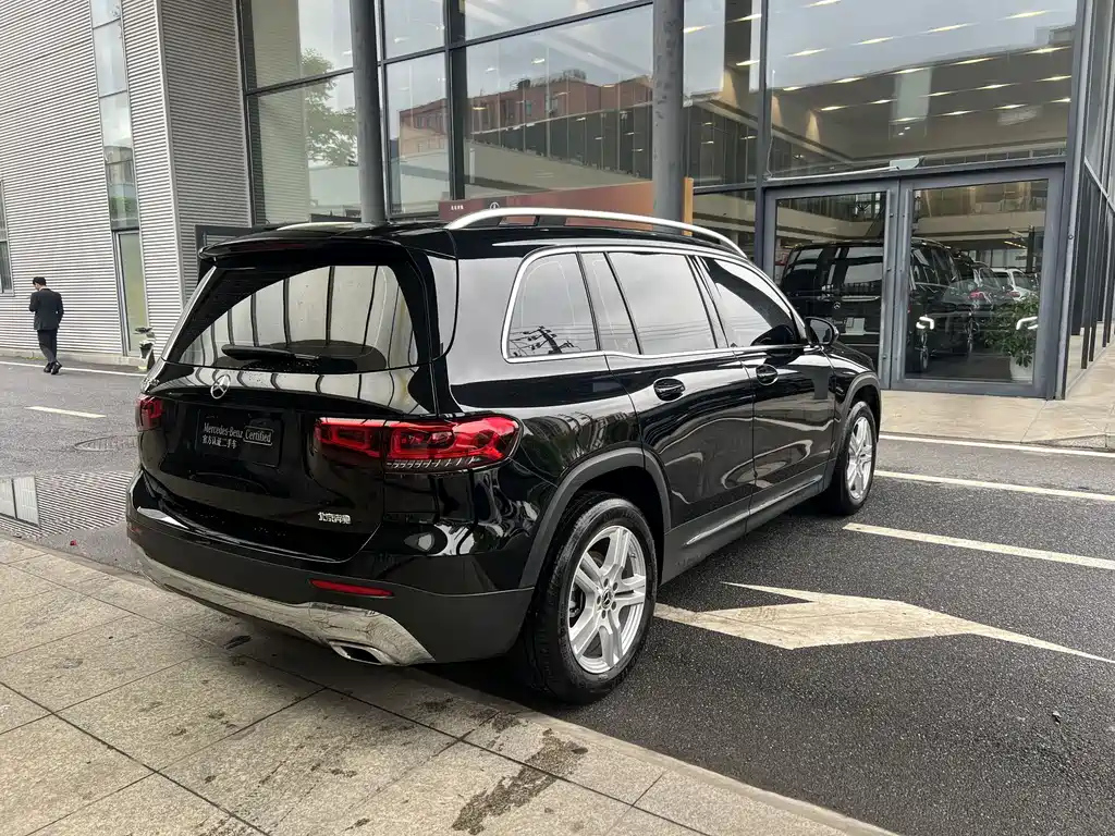 MERCEDES BENZ GLB 2022