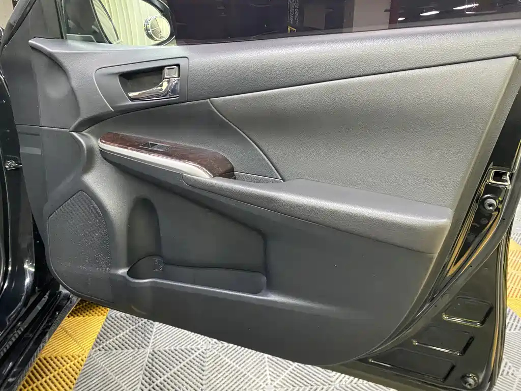 TOYOTA CAMRY 2017