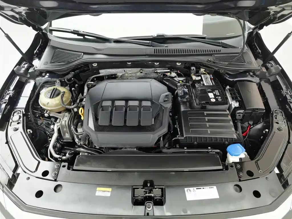 VOLKSWAGEN PASSAT 2021