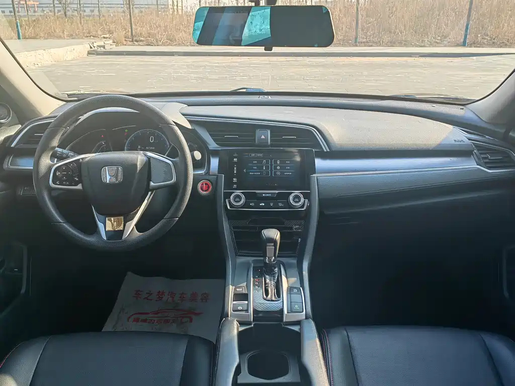 HONDA CIVIC 2018