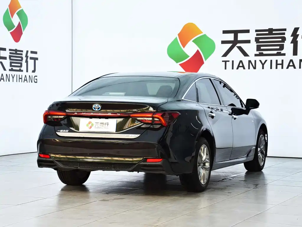 TOYOTA AVALON 2021