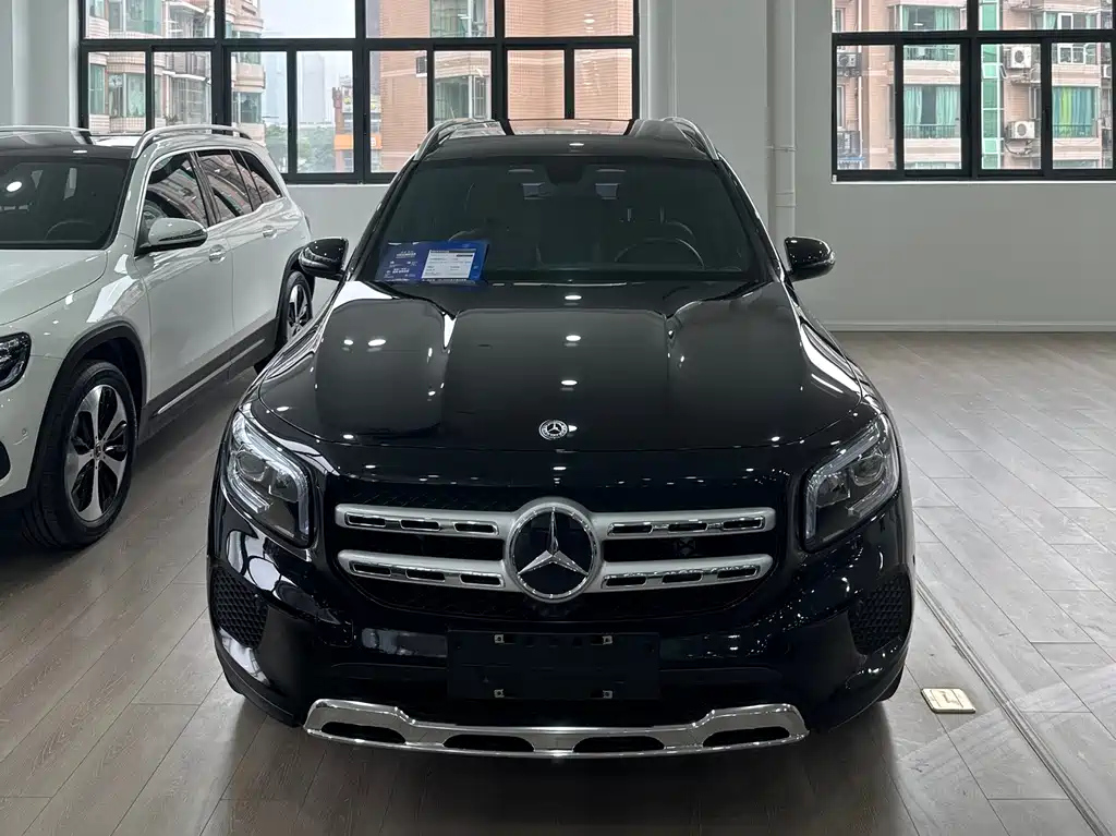 MERCEDES BENZ GLB 2020