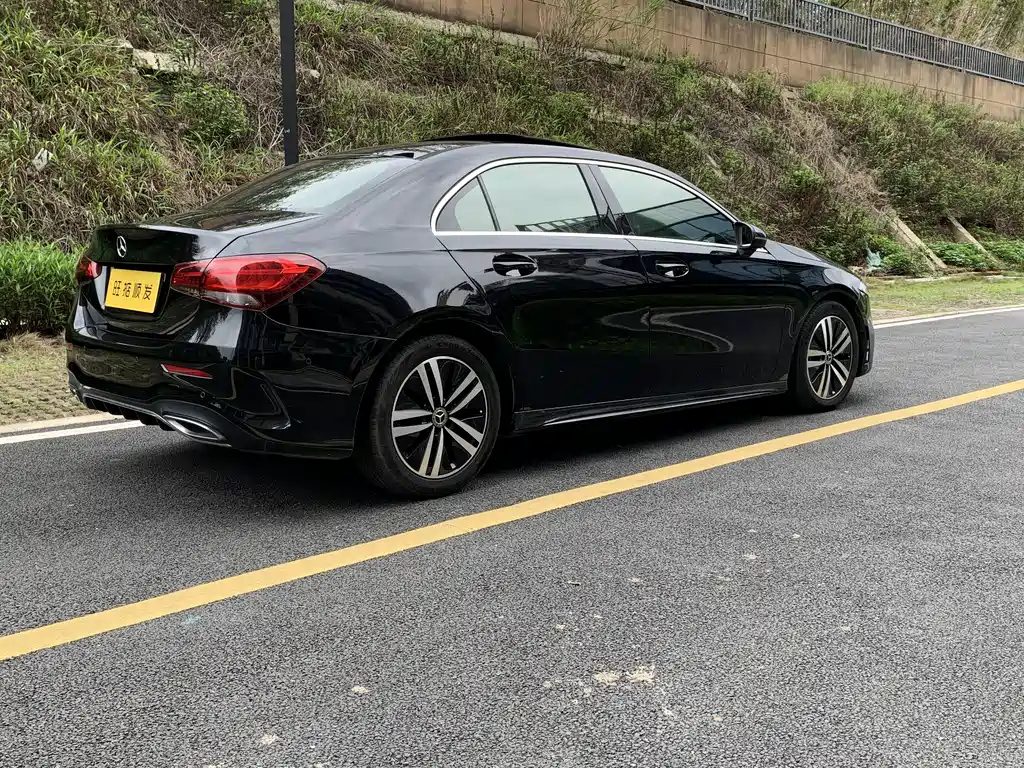 MERCEDES BENZ A-CLASS 2019