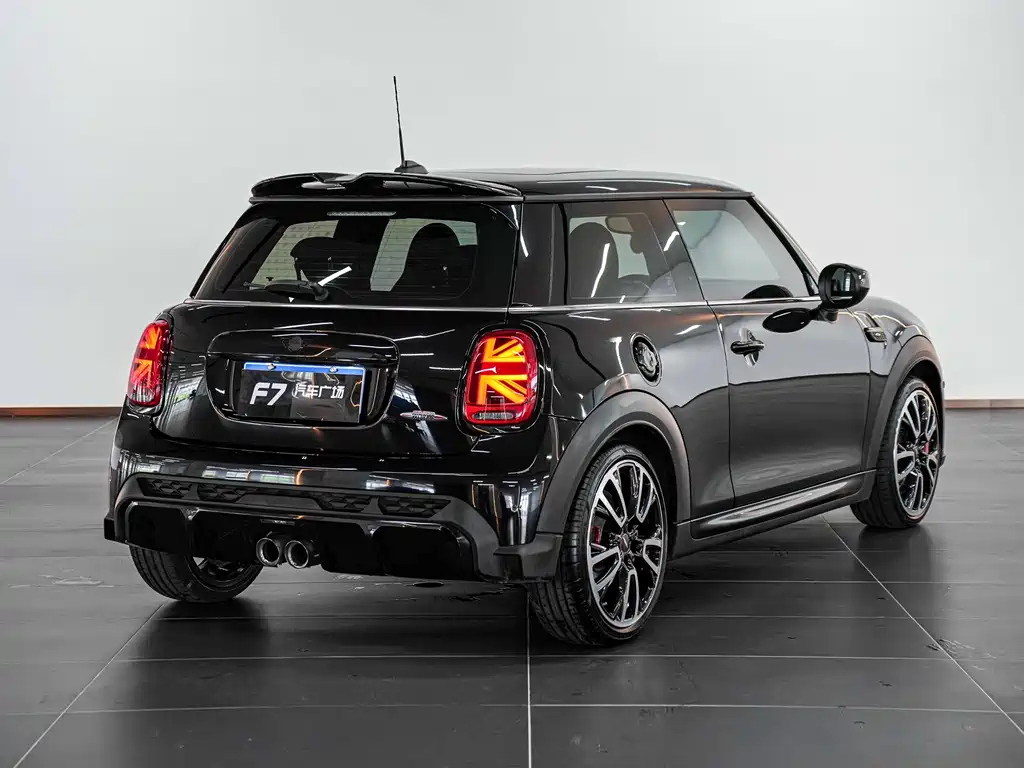 MINI JCW 2022