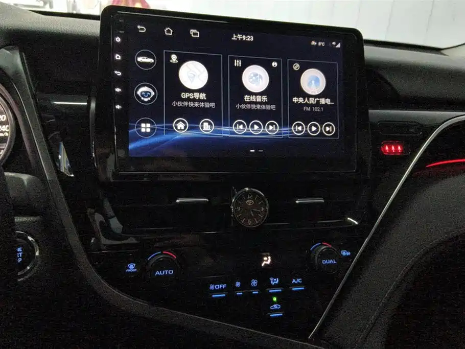 TOYOTA CAMRY 2021
