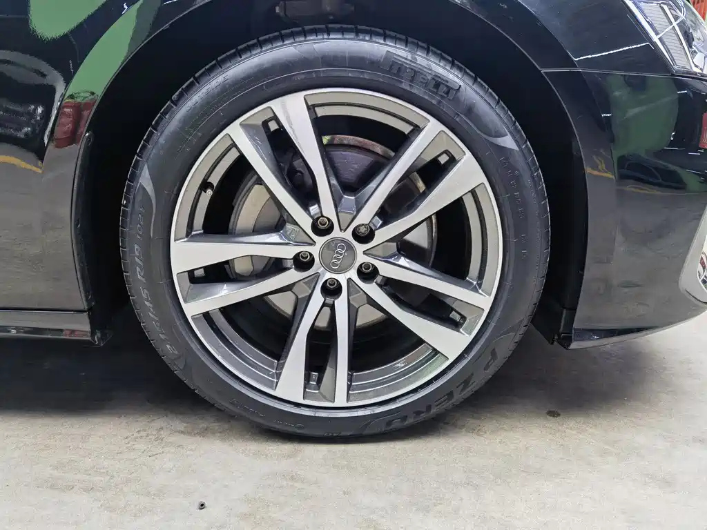 AUDI A6L 2021
