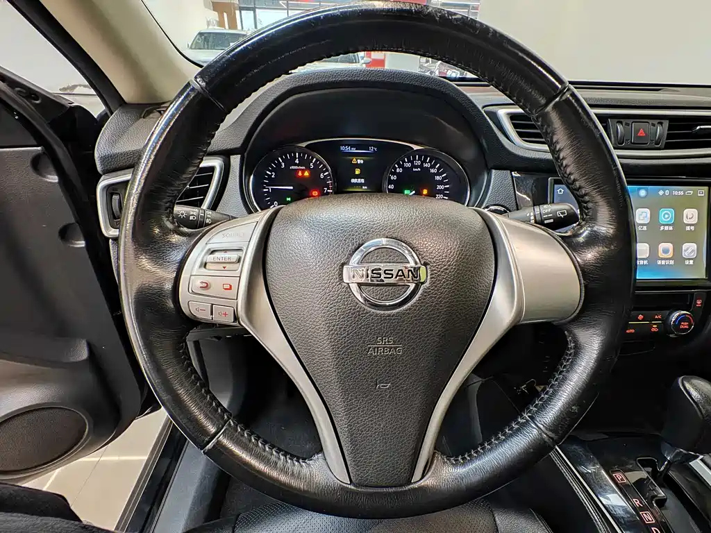NISSAN X-TRAIL 2017