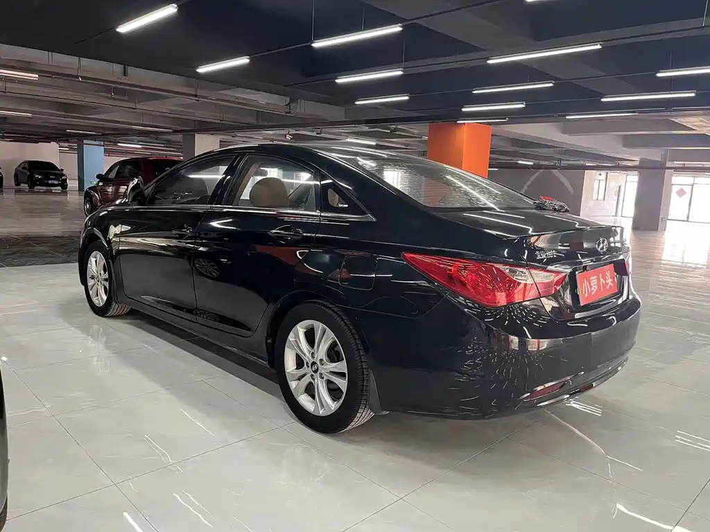 HYUNDAI SONATA 2012