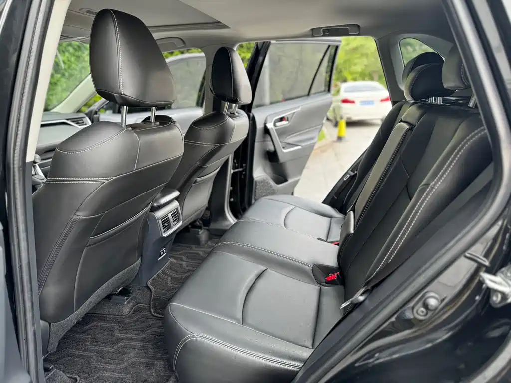TOYOTA RAV4 RONGFANG 2020