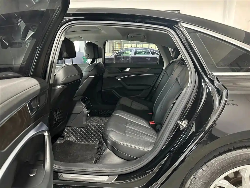 AUDI A6L 2021