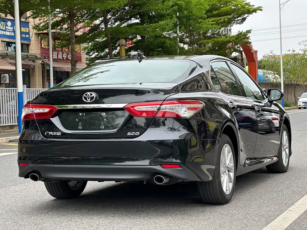 TOYOTA CAMRY 2021