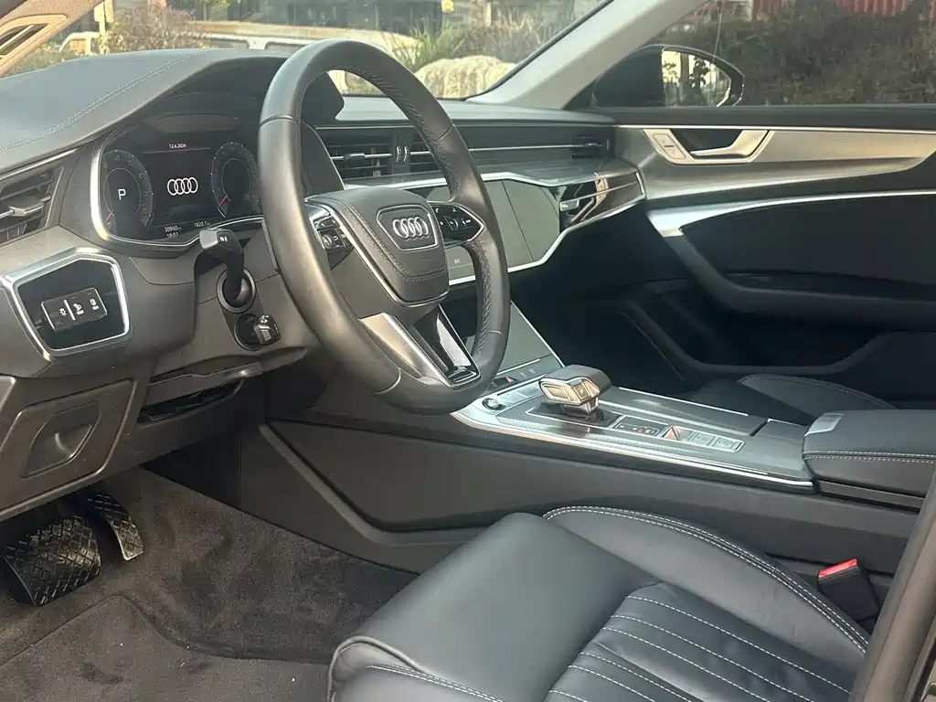 AUDI A6L 2023
