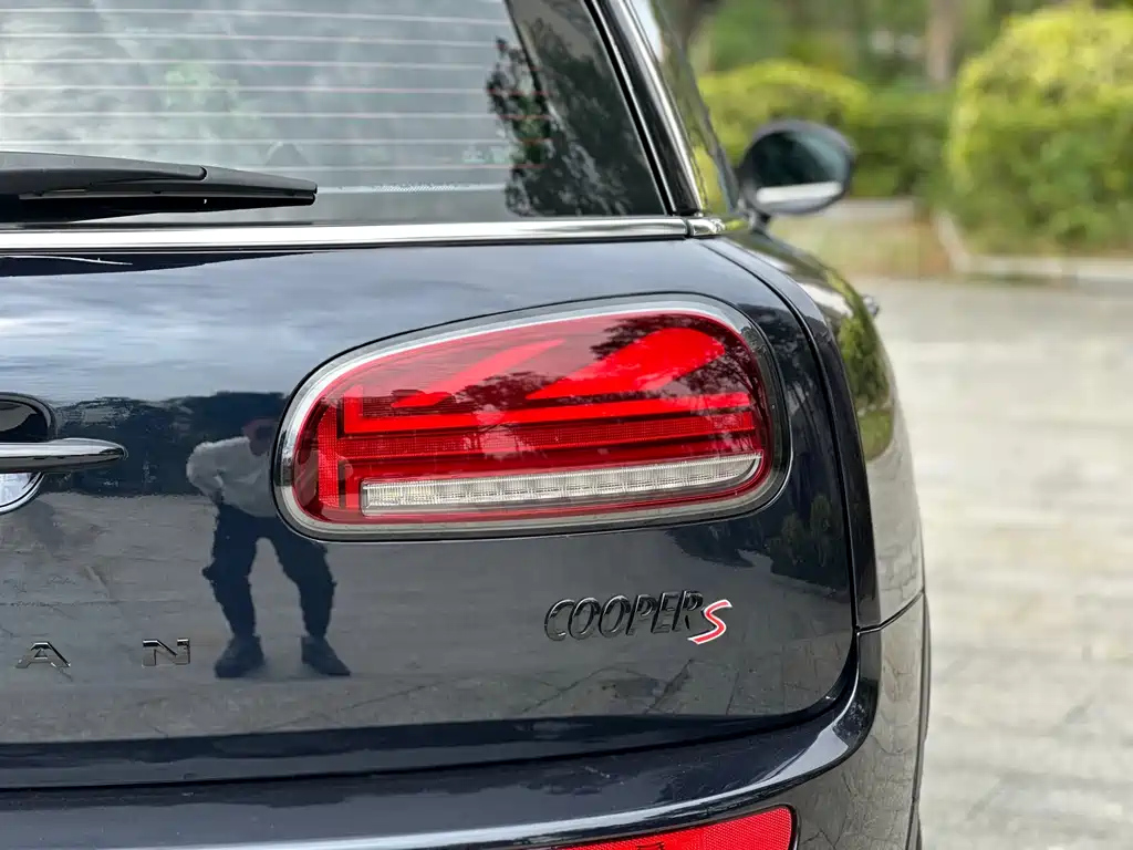 MINI CLUBMAN 2022