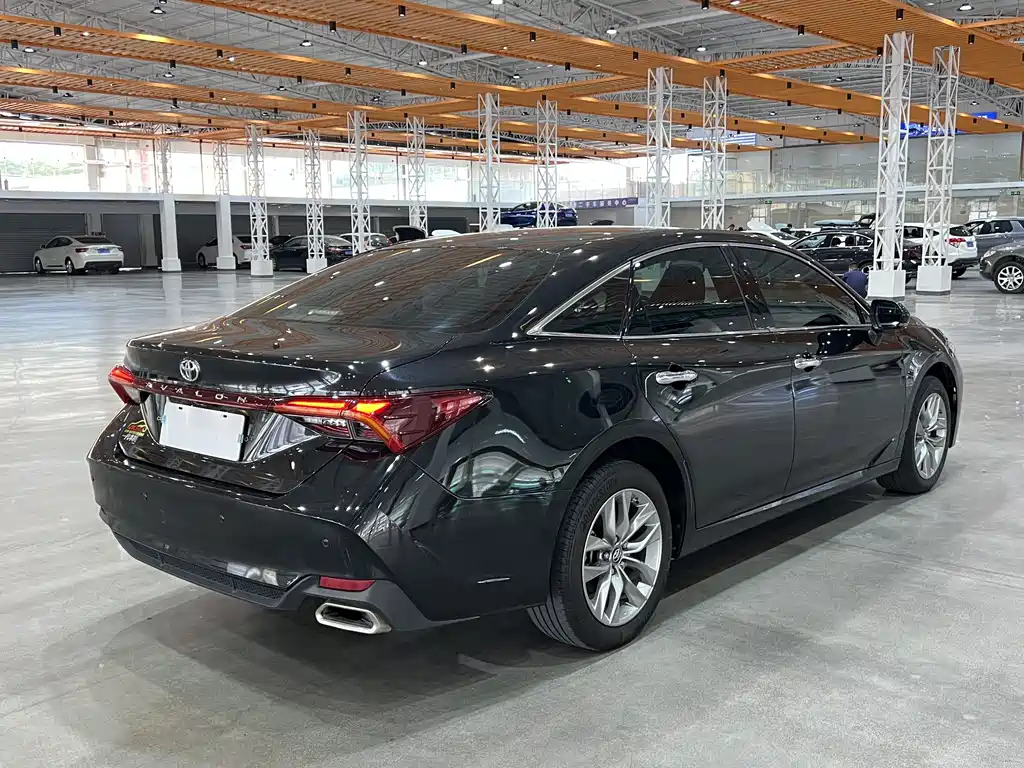 TOYOTA AVALON 2021