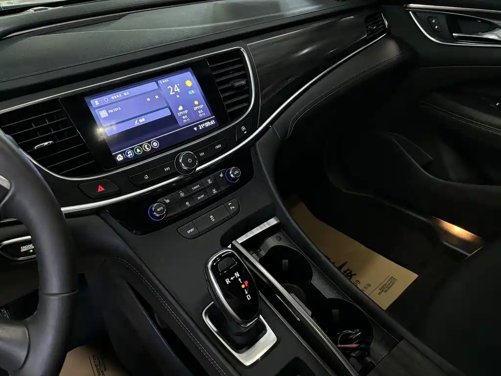 BUICK LACROSSE 2021