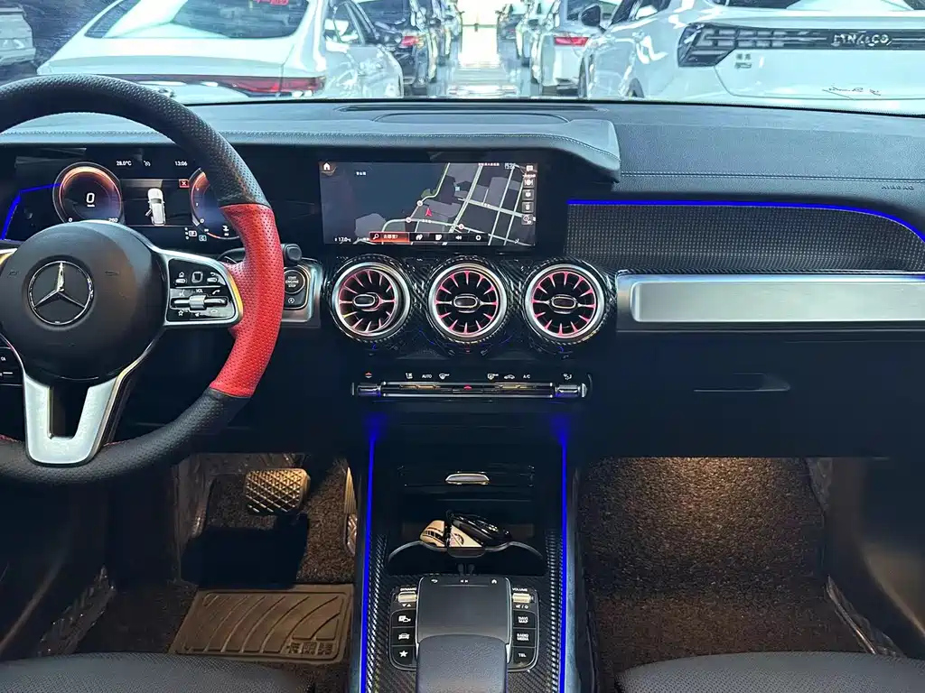 MERCEDES BENZ GLB 2022
