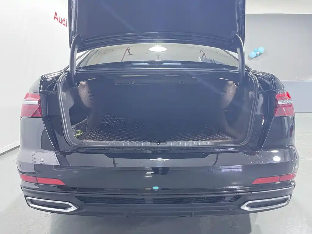 AUDI A6L 2021