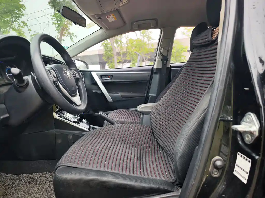 TOYOTA COROLLA 2019