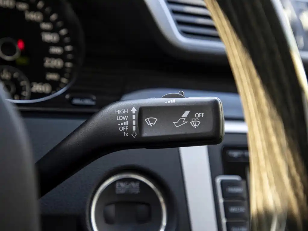 VOLKSWAGEN MAGOTAN 2014