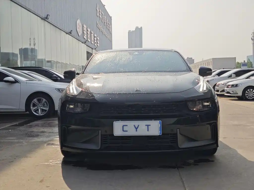 LYNK&CO 03 2022
