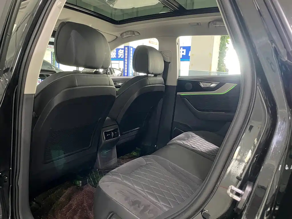 HONGQI HS5 2020
