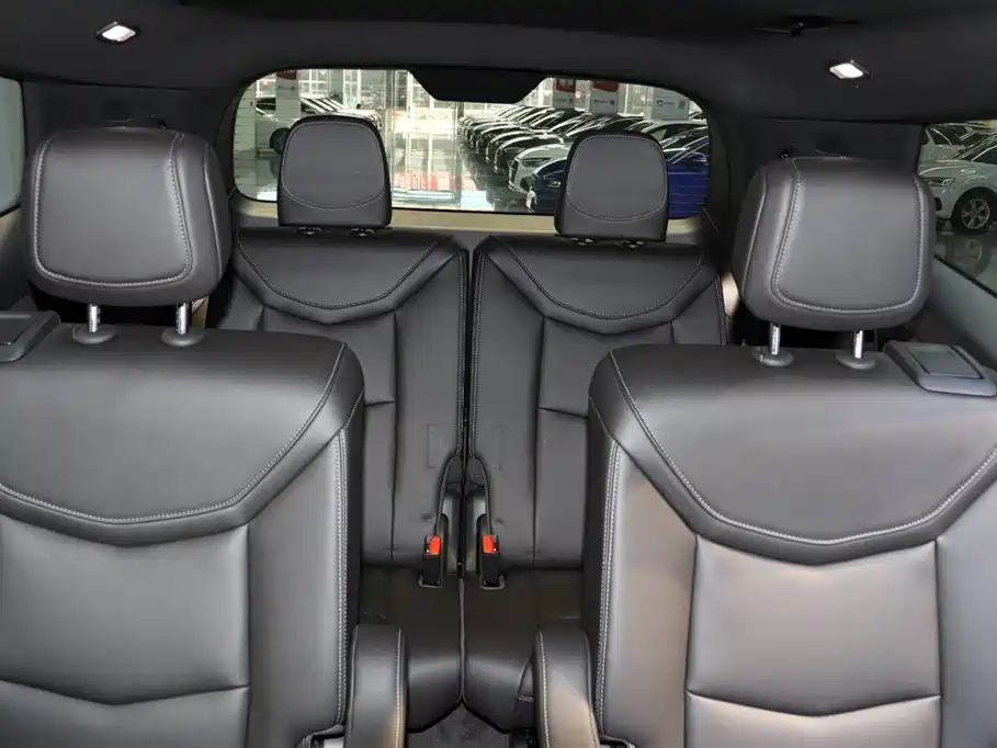 CADILLAC XT6 2021