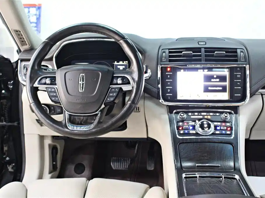 LINCOLN CONTINENTAL 2017
