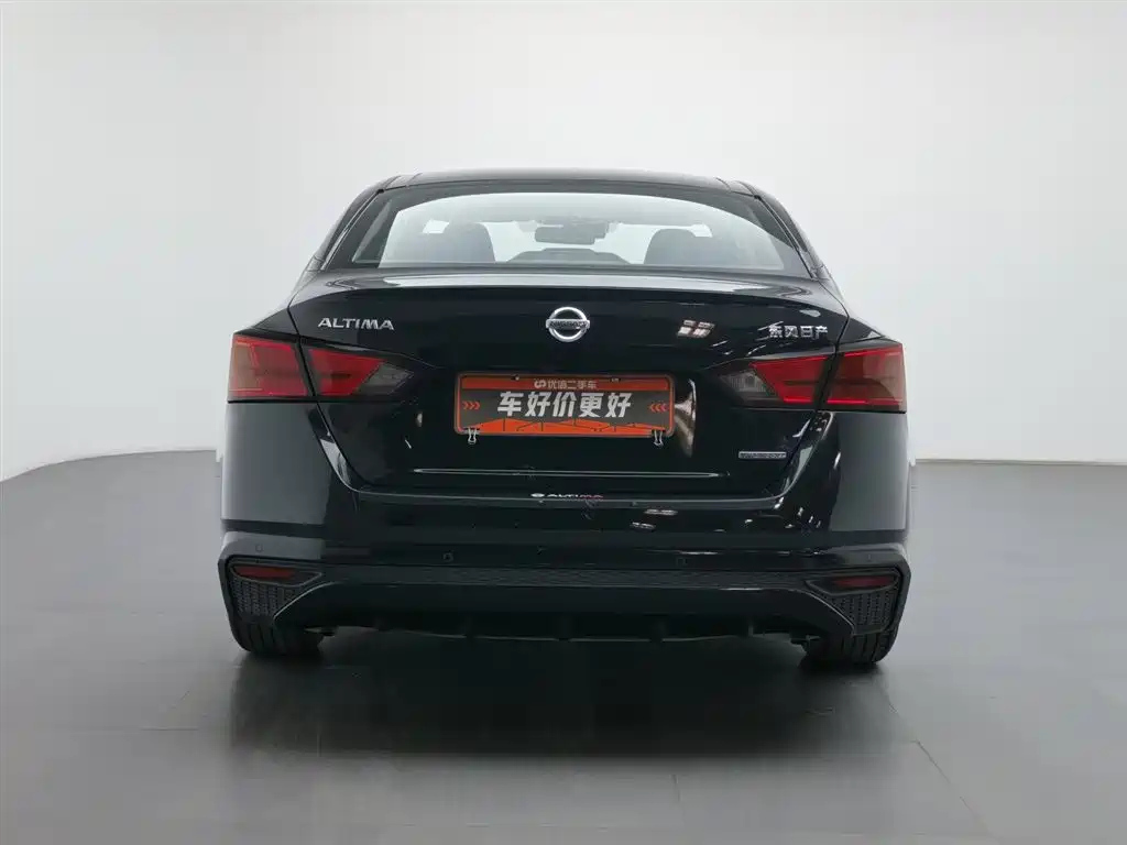 NISSAN TEANA 2021
