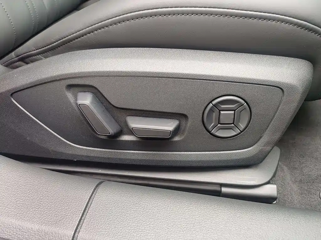 AUDI A7 2023