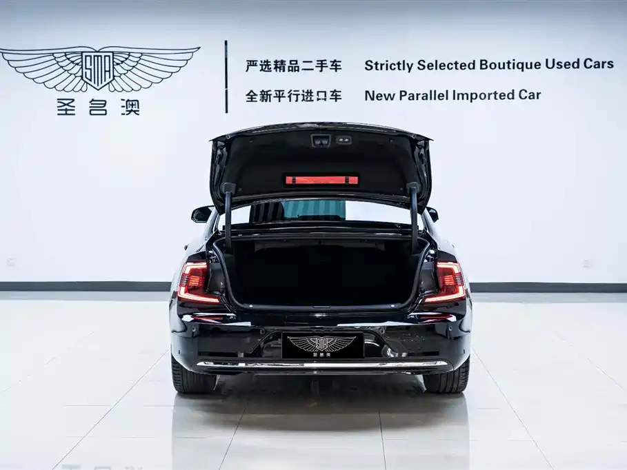 VOLVO S90 2024