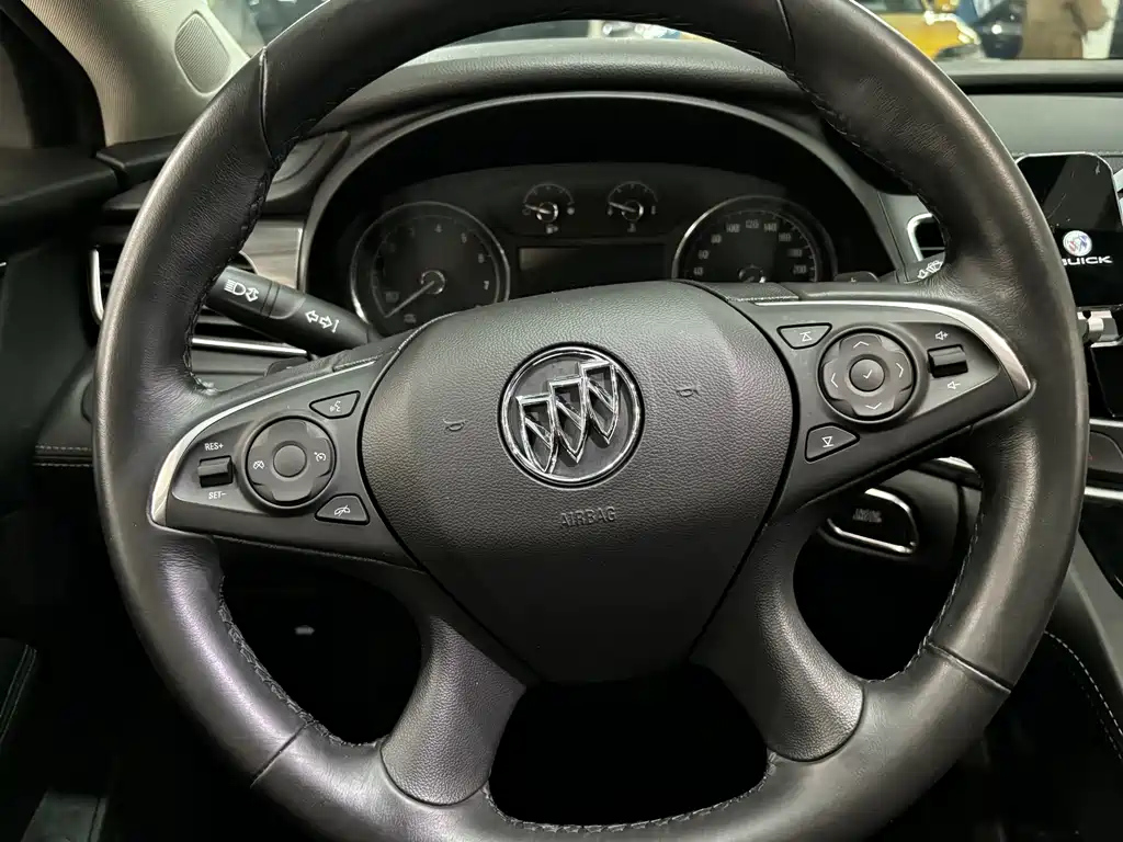 BUICK LACROSSE 2020