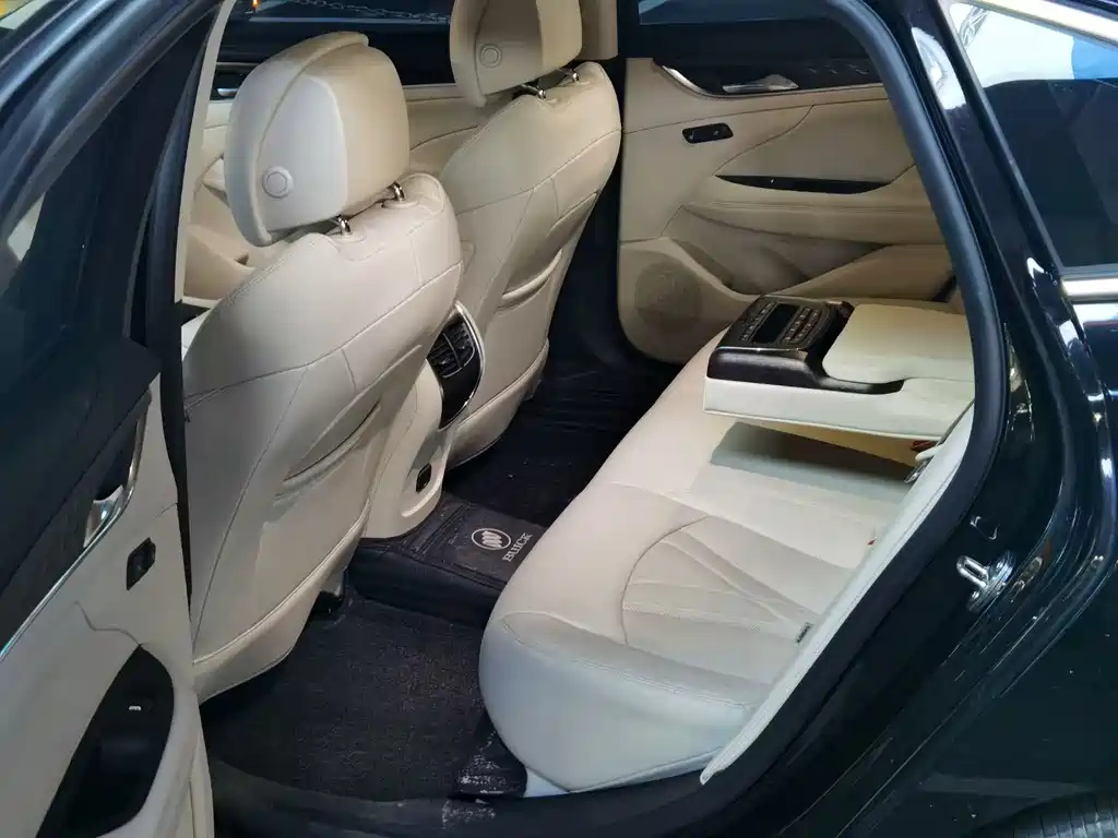 BUICK LACROSSE 2022