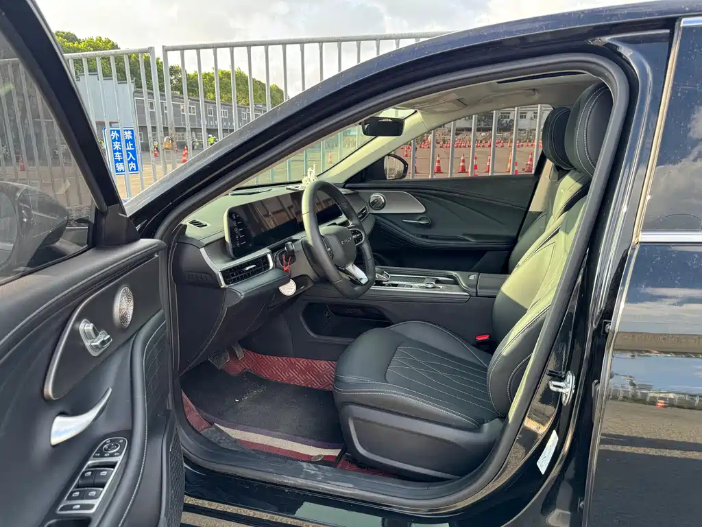 CHERY ARRIZO 8 2024