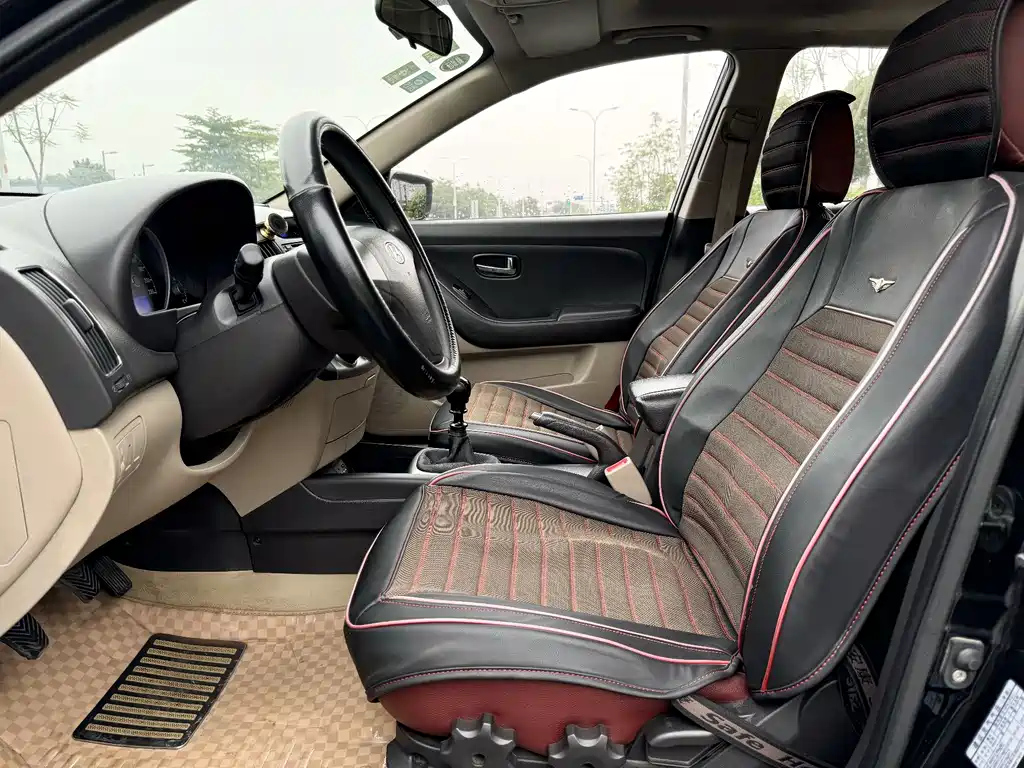 HYUNDAI CELESTA 2013