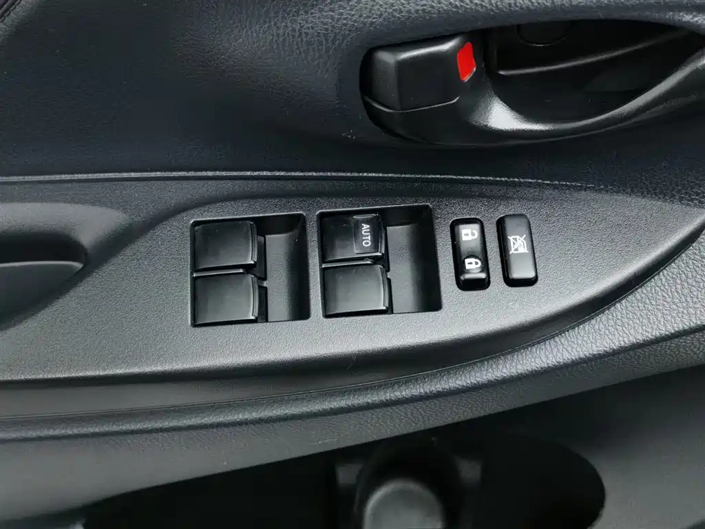 TOYOTA VIOS 2015