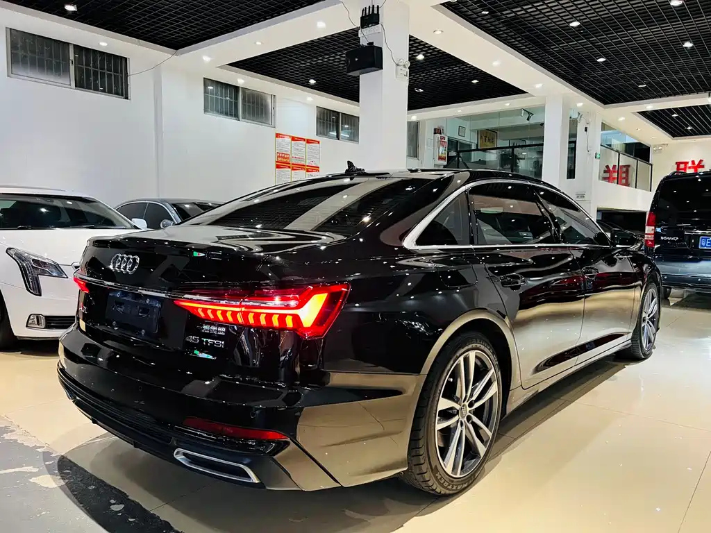 AUDI A6L 2020