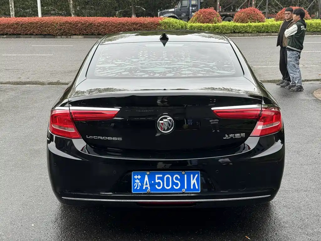 BUICK LACROSSE 2019