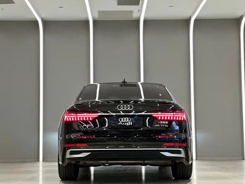 AUDI A6L 2022