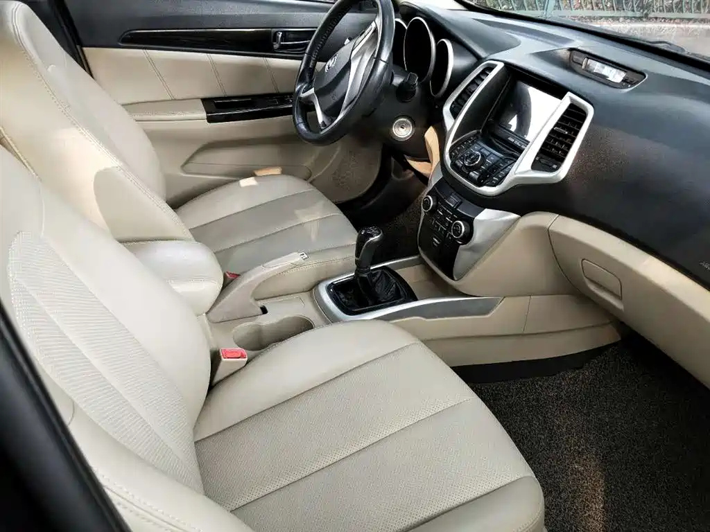 CHANGAN EADO 2014