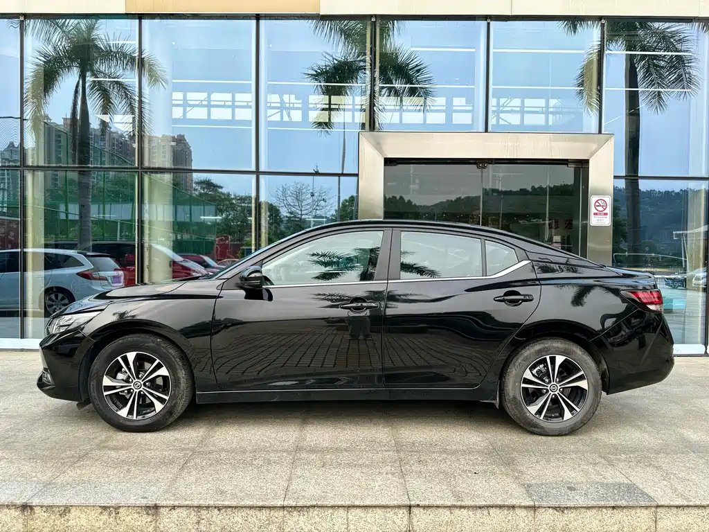 NISSAN SYLPHY 2023