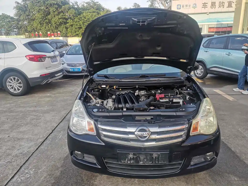 NISSAN SYLPHY 2015