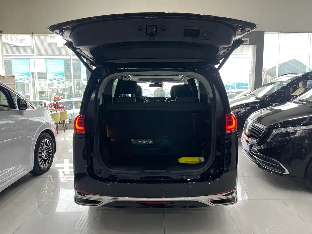 TRUMPCHI M8 2022
